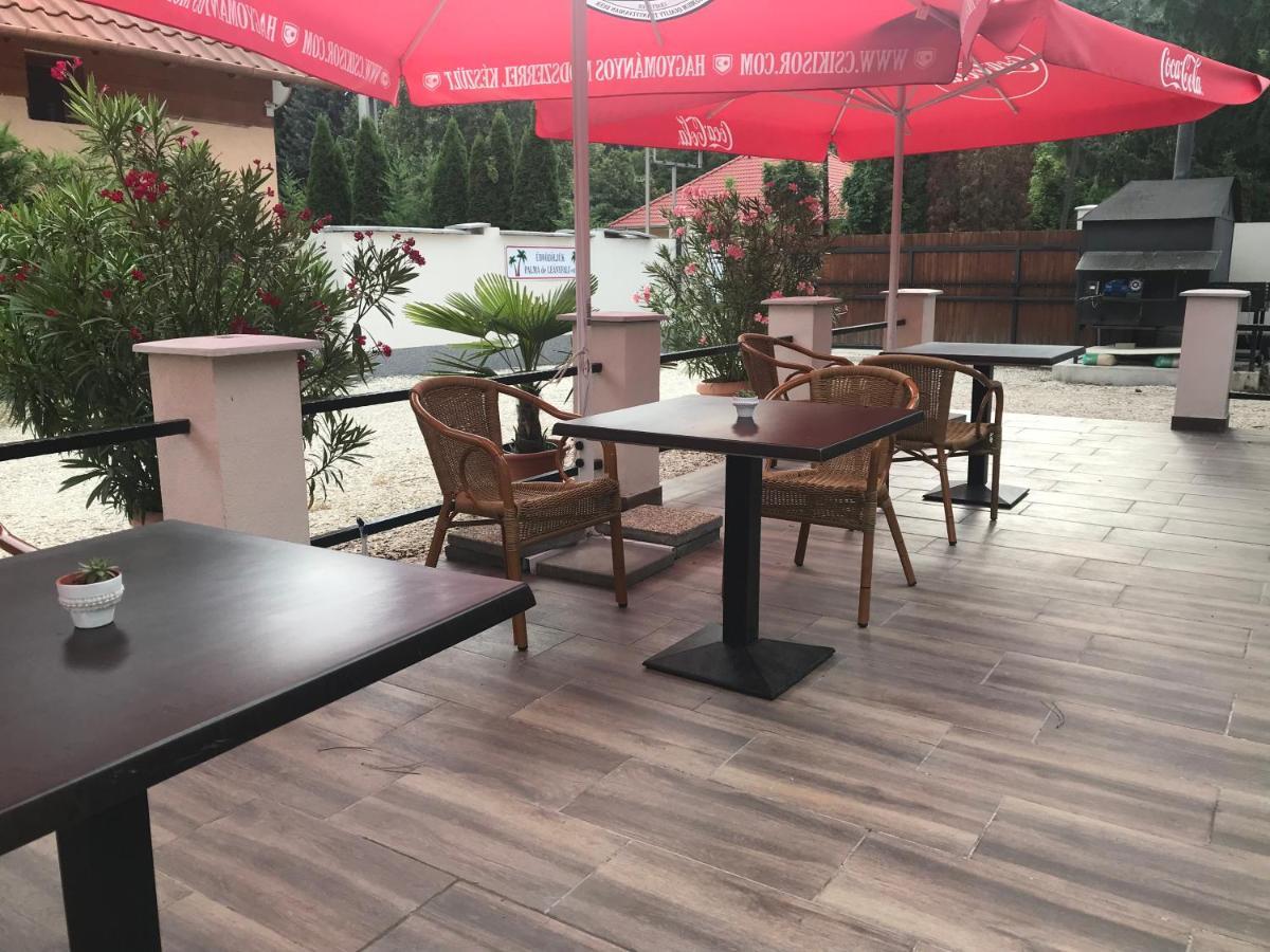 Admiralitás Kitchen&Restaurant Panzió Leányfalu Kültér fotó